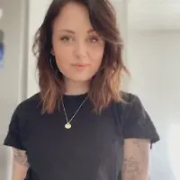 Emma Bostian (TechnicalInterviews.dev) logo