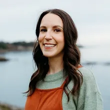 Femke van Schoonhoven logo