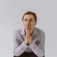 Михаил Непомнящий logo